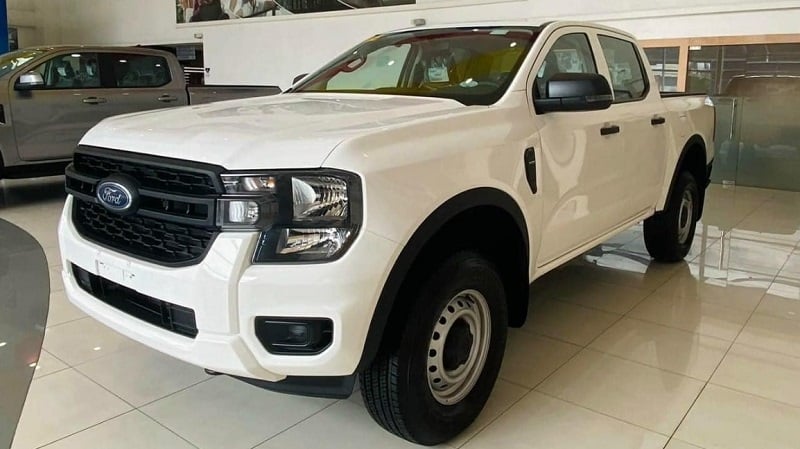 Ford Ranger XL 2.0L 4x4 MT