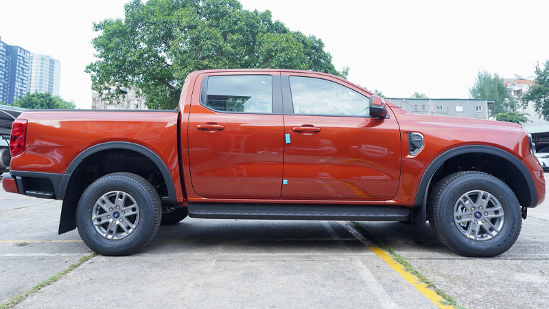 Ford Ranger XLS 2.0L 4X2 MT