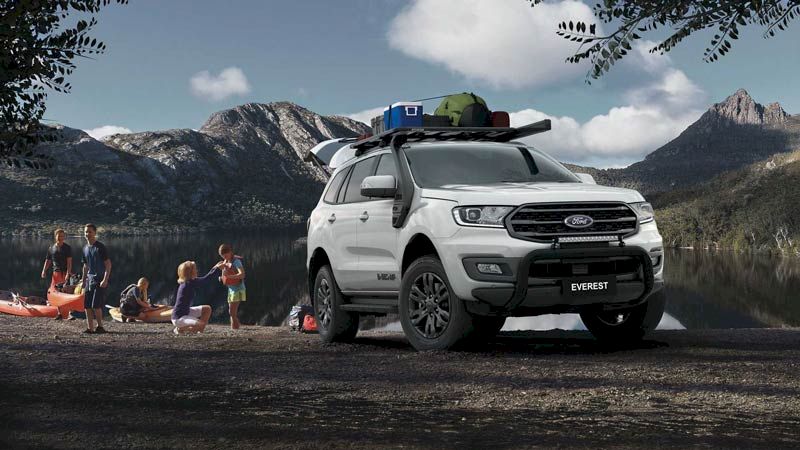 Ford Everest chinh phục mọi địa hình off-road khó khăn