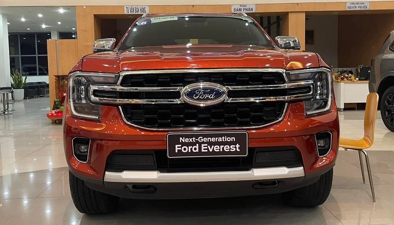 Ford Everest Titanium 2.0L 4×2 AT