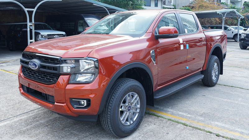 Ford Ranger XLS 2.0L 4X2 MT