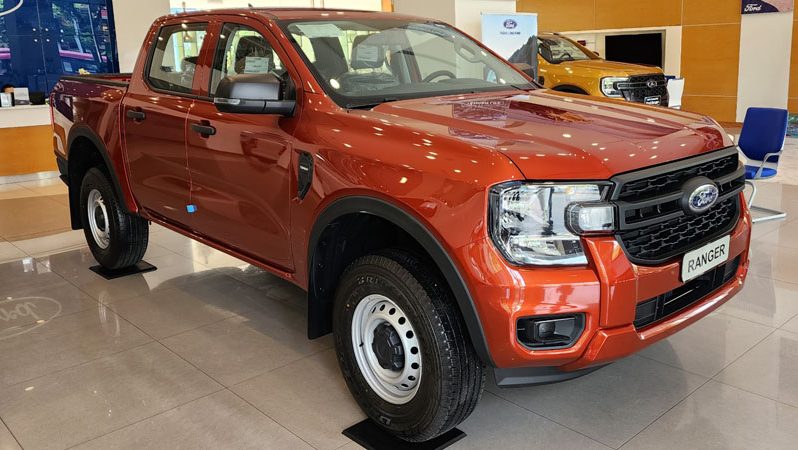 Ford Ranger XL 2.0L 4x4 MT