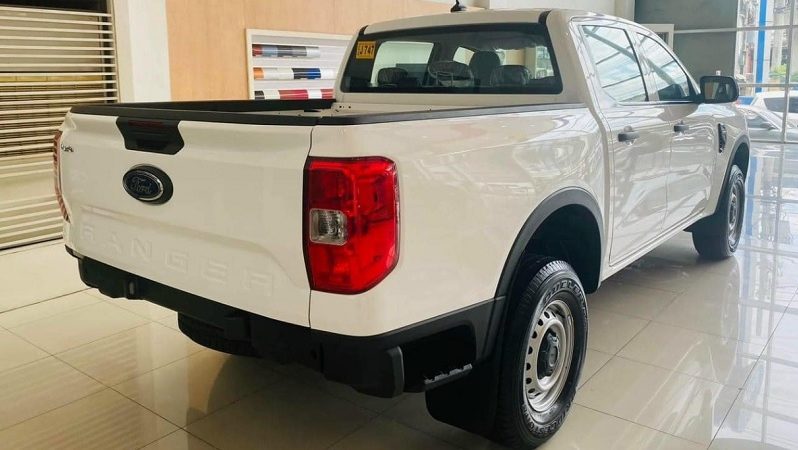 Ford Ranger XL 2.0L 4x4 MT